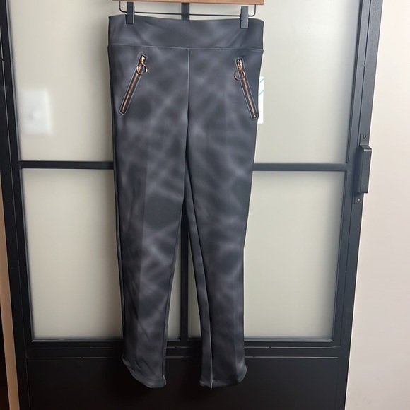 NWT San Francisco City Lights Morgan Printed Zip Pocket Pants Size Medium - Picture 2 of 10